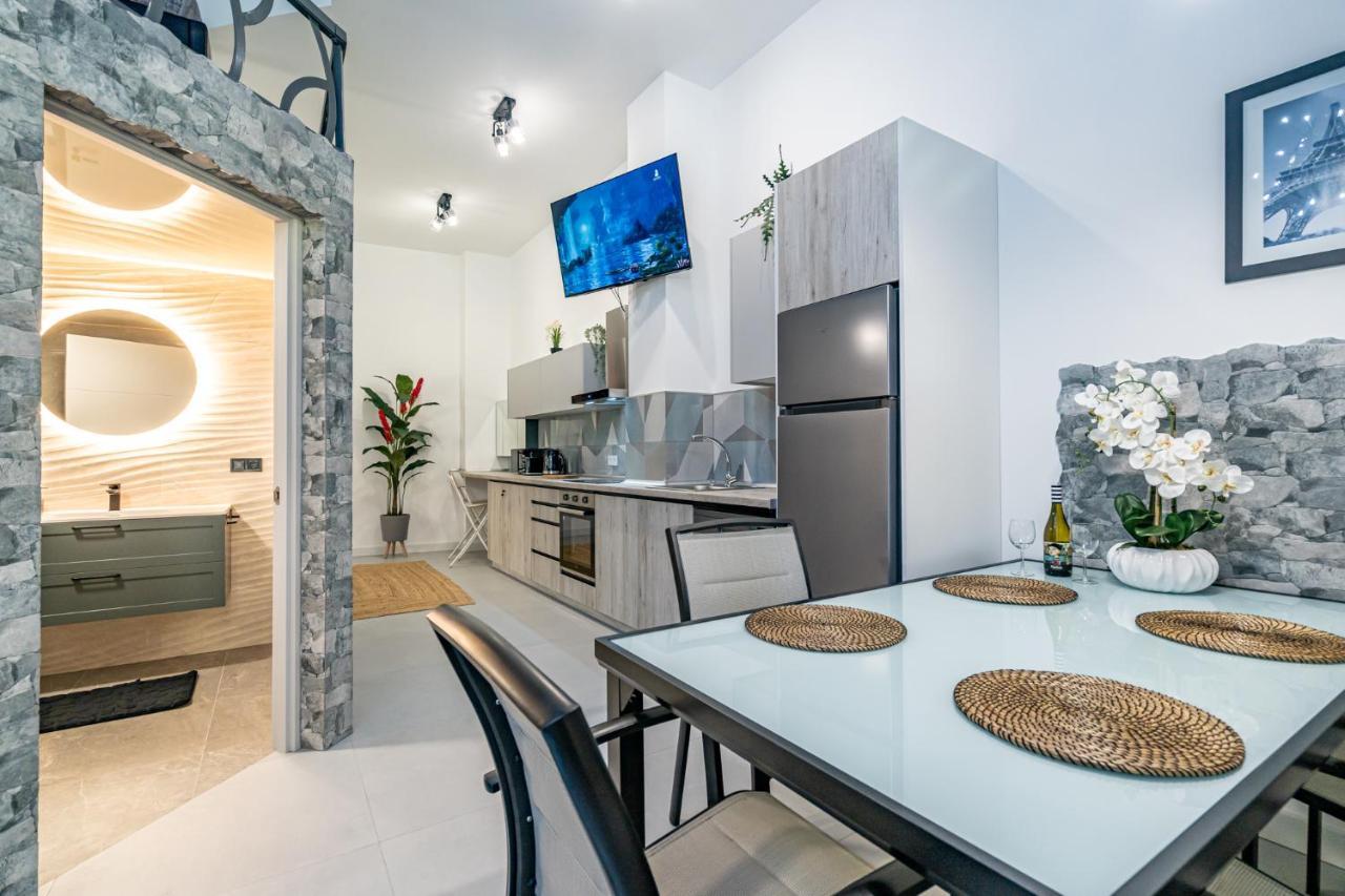 Exquisite Studio Apartment With An Original Design Valencia Ngoại thất bức ảnh
