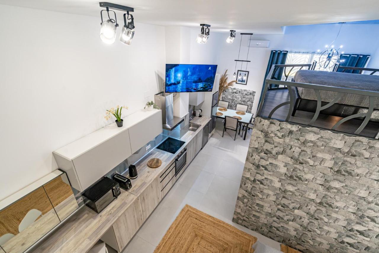 Exquisite Studio Apartment With An Original Design Valencia Ngoại thất bức ảnh