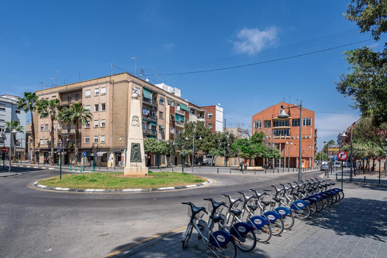 Exquisite Studio Apartment With An Original Design Valencia Ngoại thất bức ảnh